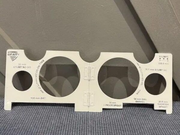 all in 1 cricket umpire guage