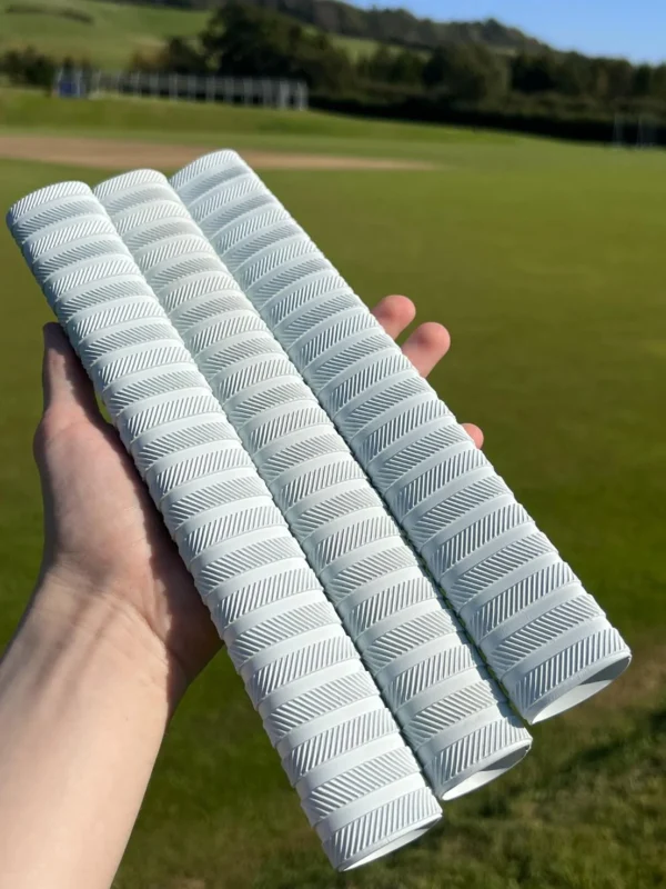 cricket batting grip