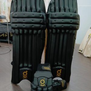 black test batting pads