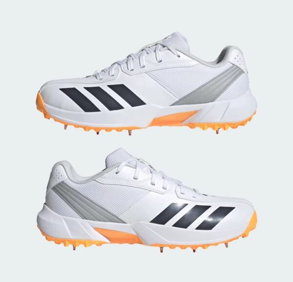 adidas 22 yards spikes cricket shoes