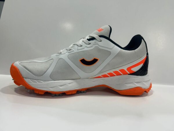 tenxu cricket metal spikes shoes